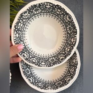 Classic Black and White Floral Dinner Bowls